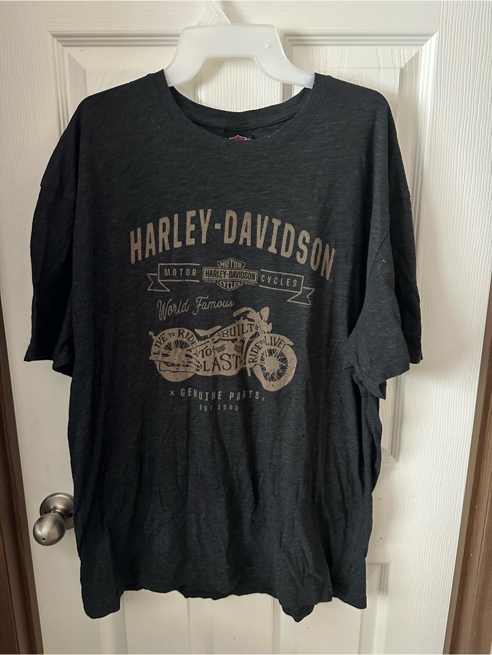 Harley-Davidson Black Short-Sleeve Motorcycle Graphic Tee Thiensville, WI XXL